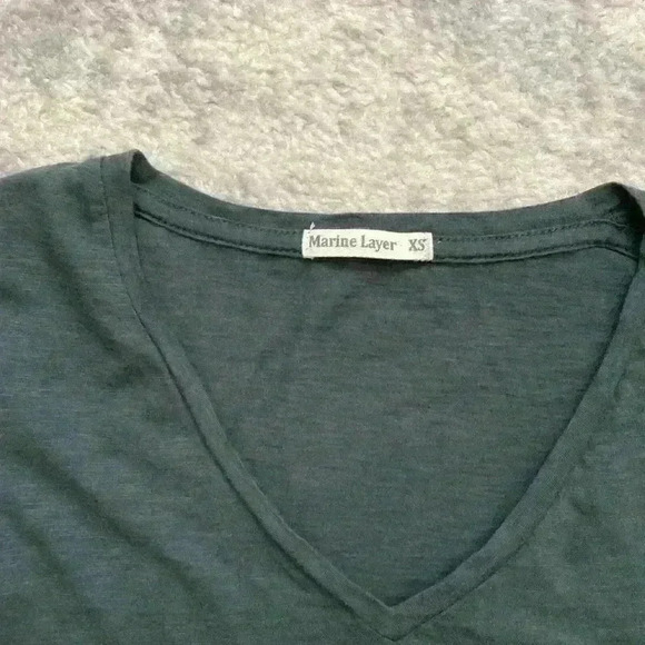 Maine Layer vneck tee - Picture 2 of 3